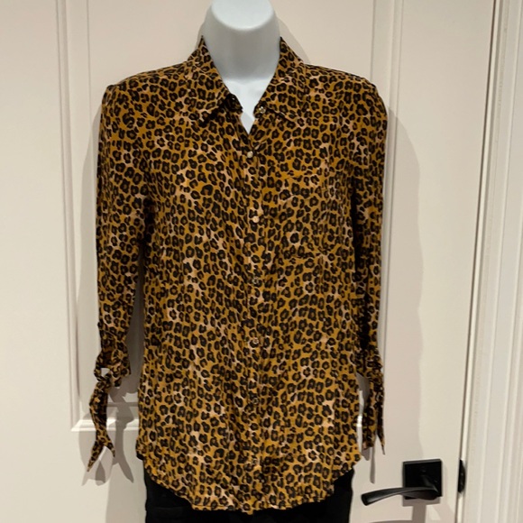 Shirt - Picture 2 of 3